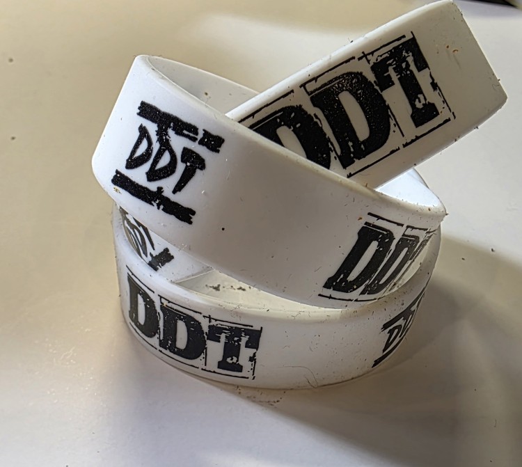 браслет - ДДТ (силикон, белый)