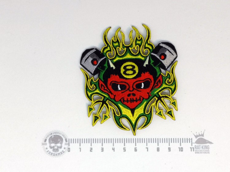 нашивка - ДЬЯВОЛ С ПОРШНЯМИ