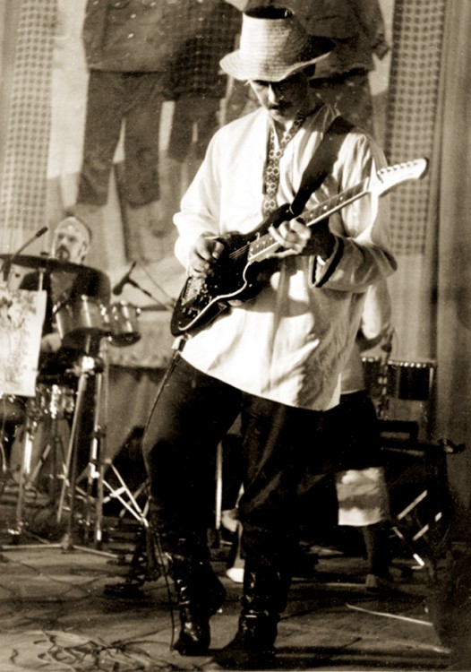 АНДРЕЙ КАГАДЕЕВ - НОМ. ХРОНИКИ ДРАМАТИЧЕСКОГО ИДИОТИЗМА 