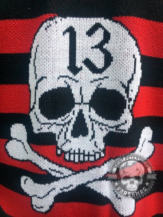 ВЯЗАНЫЙ СВИТЕР - ЧЕРНО-КРАСНЫЙ