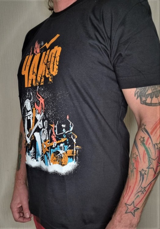 ФУТБОЛКА - ЧАЙФ (СЛОВА НА БУМАГЕ) ФУТБОЛКА - ЧАЙФ (СЛОВА НА БУМАГЕ)