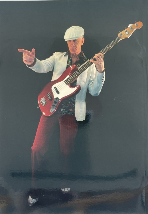 Сергей Амелькин - БАС-ГИТАРА от чайника до профессионала (+CD Двинин В.)